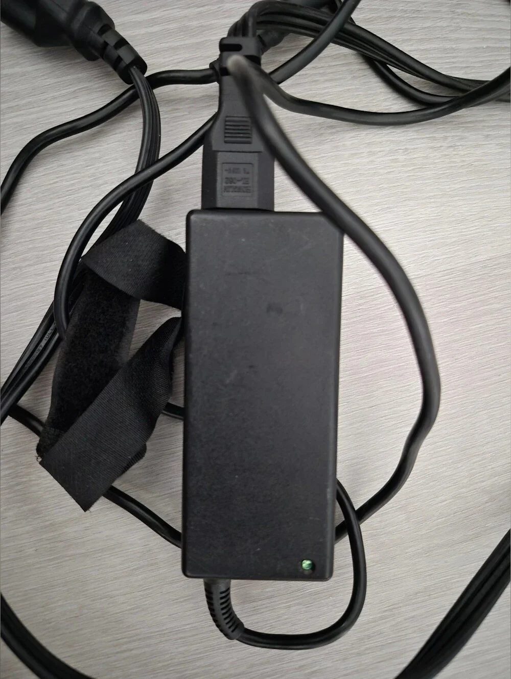 Genuine DELL 19.5V 3.34A 65W AC Adapter / Charger G6J41 43NY4 MGJN9 GG2WG